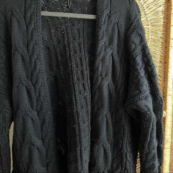 Navy blue knitted oversized sweater - Picture 2 of 5